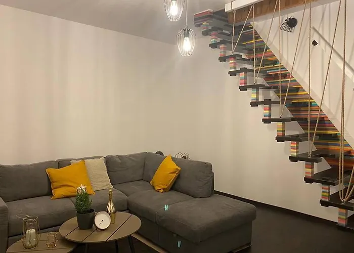 Romantic In Center, Old Town