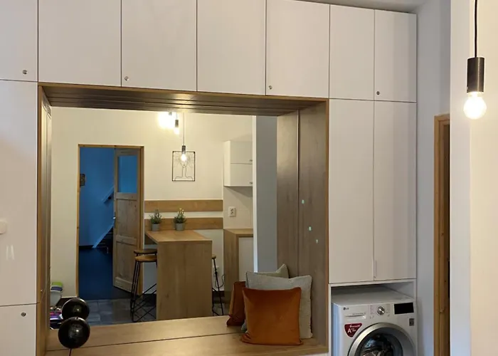 Romantic In Center, Old Town * Brasov