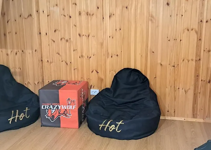 Romantic In Center, Old Town