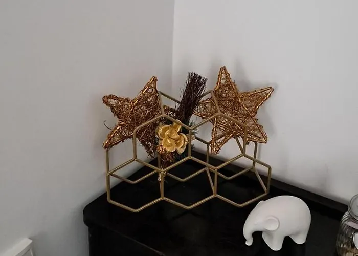 Romantic In Center, Old Town Brasov