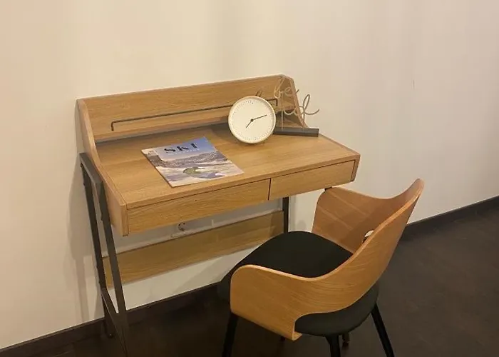 Romantic In Center, Old Town Apartment *